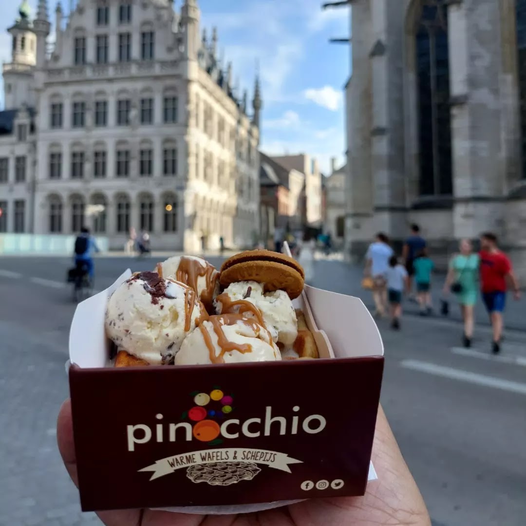 Pinocchio Waffles and Ice Cream · Foto’s 4